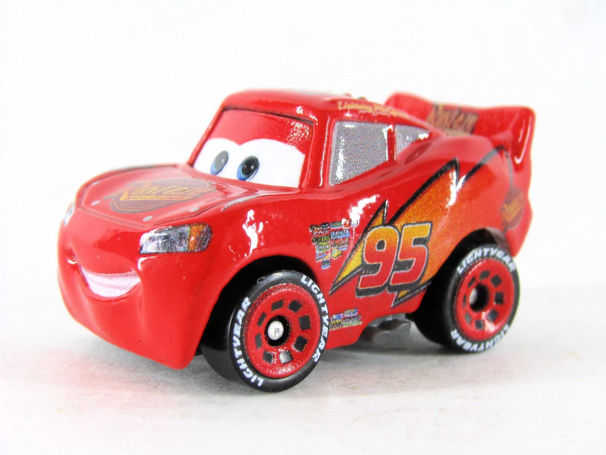 Disney Cars Mini Racers 3er-Packung McQueen, Yardley, Hoover