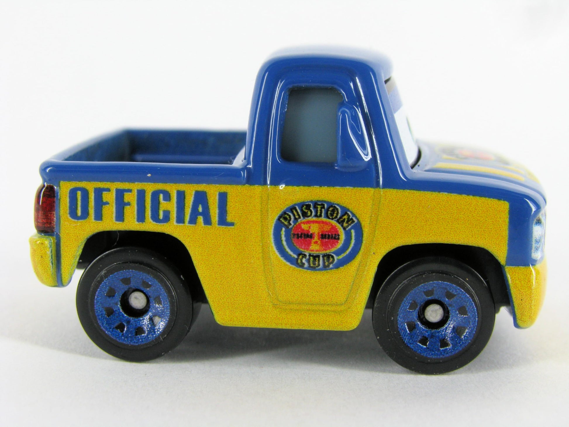 Disney Cars Mini Racers 3er-Packung McQueen, Yardley, Hoover