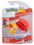 Clip 'n'Go Poké Balls - Fynx & Pokéball, Offizieller Pokéball mit 5 cm Figur